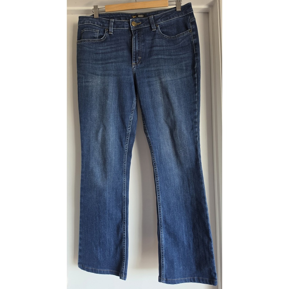 Lee Women's Jeans Size 12 Medium Blue Solid Casual Bootcut Denim Pants 32x28